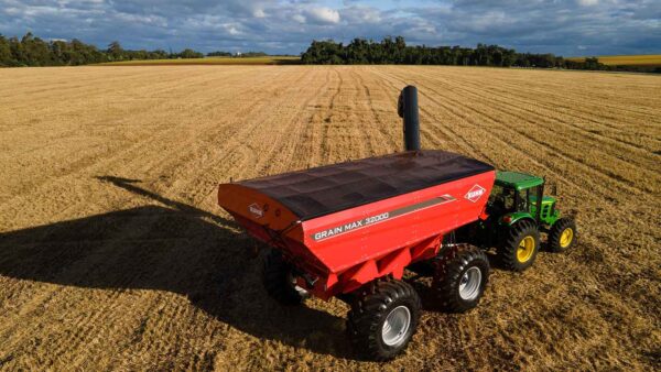 KUHN GRAIN MAX - overlaadwagen voor de oogst