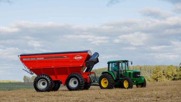 KUHN GRAIN MAX - overlaadwagen voor de oogst