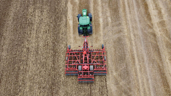 KUHN HIGHLANDER - tandstoppelcultivator