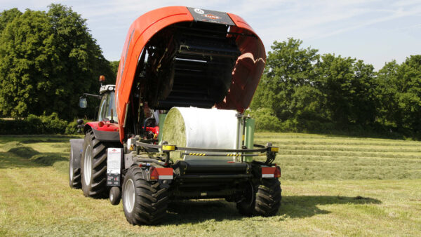 KUHN i-BIO+ - compacte pers-wikkelcombinatie
