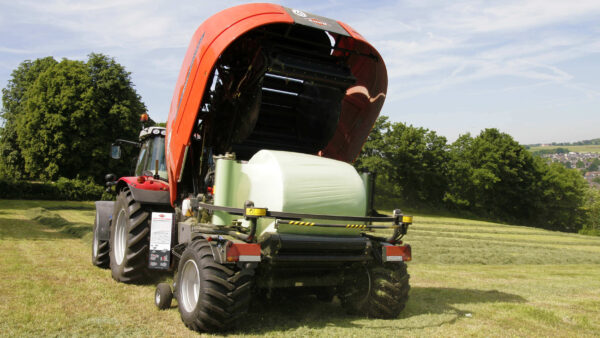 KUHN i-BIO+ - compacte pers-wikkelcombinatie
