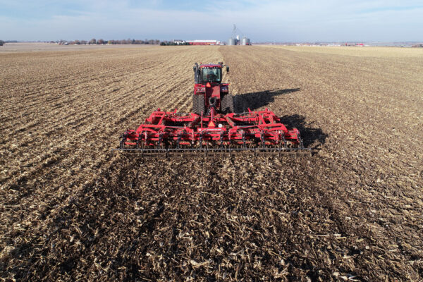 KUHN INTERCEPTOR 8055 - snelle conserverende cultivator