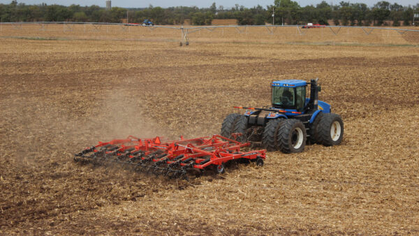 KUHN LANDSAVER 4810 - diepwoeler met kouters