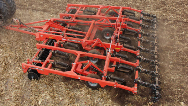 KUHN LANDSAVER 4810 - diepwoeler met kouters