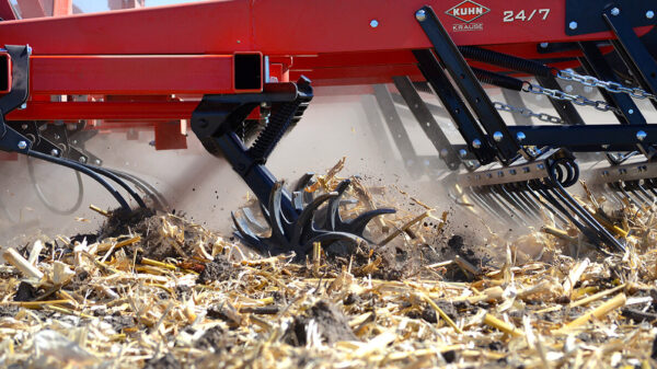 KUHN LANDSTAR 6405 - cultivator met vijfstaps grondbewerking