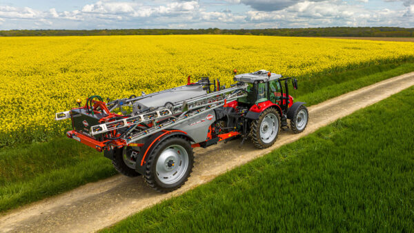 KUHN LEXIS - getrokken veldspuit