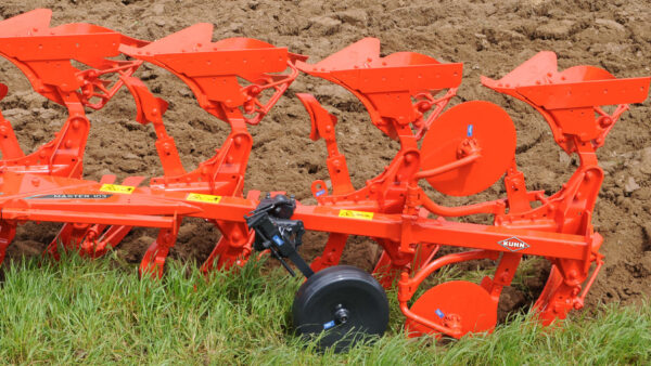 KUHN MASTER 103 - aanbouw wentelploeg voor kleinere tractoren