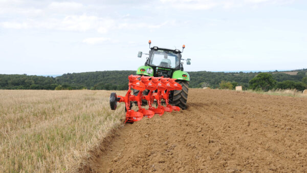 KUHN MASTER 103 - aanbouw wentelploeg voor kleinere tractoren