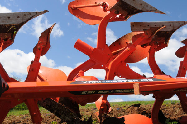 KUHN MASTER 153 - aanbouw wentelploeg voor intensief gebruik