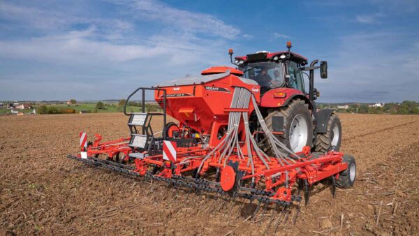 KUHN MEGANT - aanbouw tandzaaimachine voor min-till