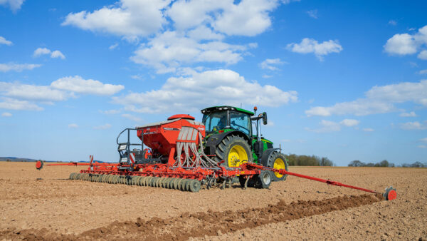 KUHN MEGANT - aanbouw tandzaaimachine voor min-till