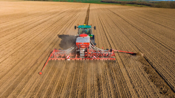 KUHN MEGANT - aanbouw tandzaaimachine voor min-till