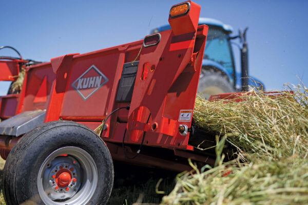 KUHN MERGE MAXX 301 - bandhark met enkele opname