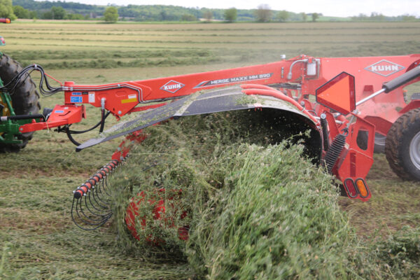 KUHN MERGE MAXX 701 / 890 - bandhark