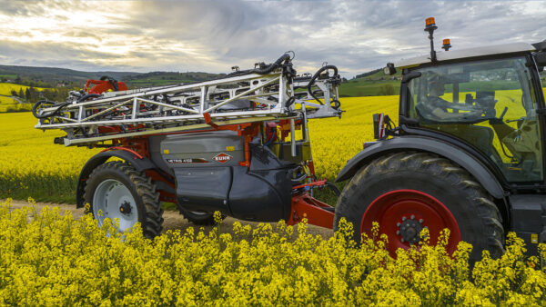 KUHN METRIS 2 - getrokken veldspuit