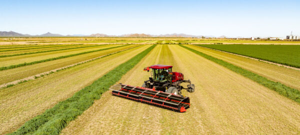 KUHN MM 701 S / 890 S - opgebouwde bandhark voor zelfrijder