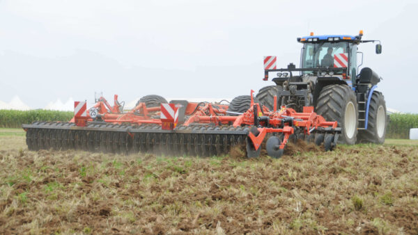 KUHN PERFORMER - multifunctionele schijven- en tandcultivator