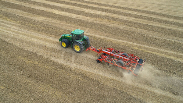 KUHN PERFORMER - multifunctionele schijven- en tandcultivator