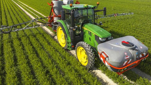 KUHN PF - frontgedragen veldspuit