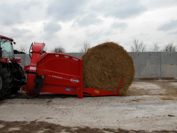 KUHN PRIMOR 2060 H - aanbouw stroblazer met hydraulische scheider