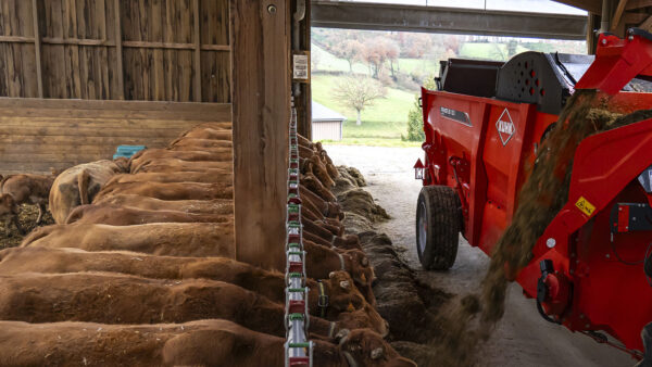 KUHN PRIMOR GII 110.1 Polydrive - stroblazer en voerverdeler