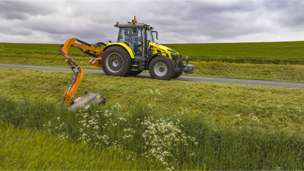 KUHN PRO-LONGER GII - professionele heggen- en bermmaaier