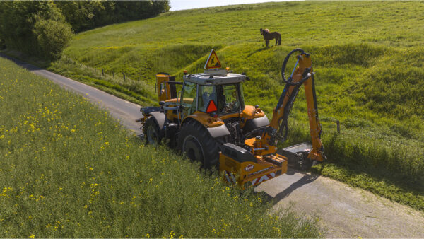 KUHN PRO-LONGER GII - professionele heggen- en bermmaaier