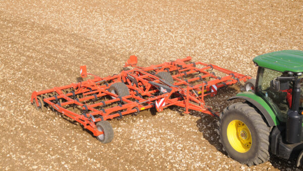 KUHN PROLANDER - vlakke cultivator met trillende tanden
