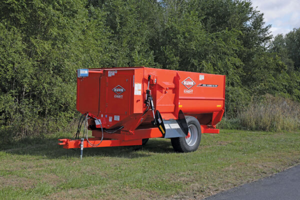 KUHN RA 125 / 130 Reel Auggie - haspelvoermengwagen