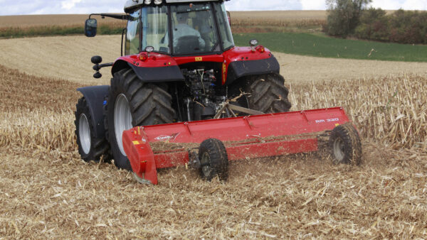 KUHN RM - klepelmaaier