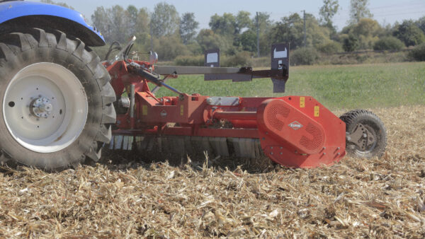 KUHN RM - klepelmaaier