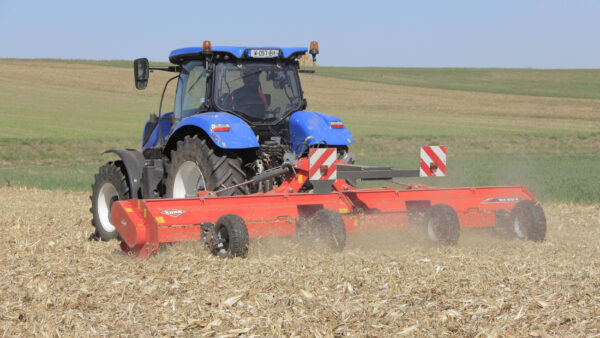 KUHN RM - klepelmaaier