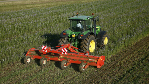 KUHN RM - klepelmaaier