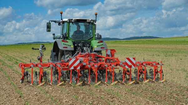 KUHN ROWLINER - rijenschoffel voor mechanisch wieden