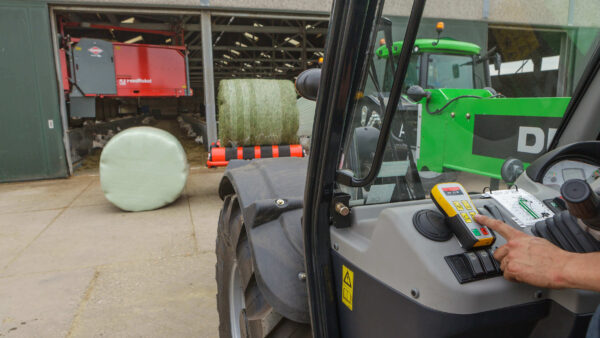 KUHN RW 1110 - aanbouw balenwikkelaar