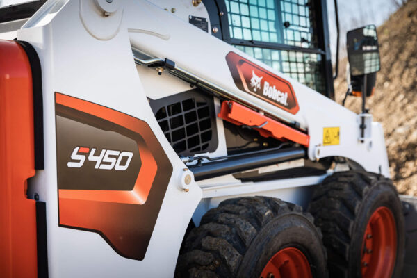 Bobcat S450 schranklader