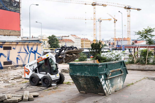 Bobcat S550 schranklader