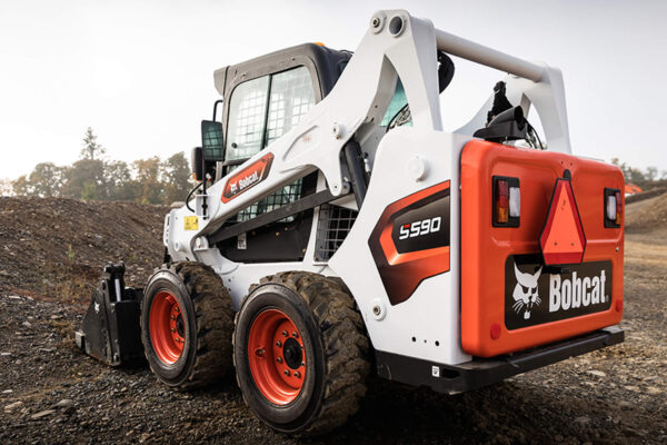 Bobcat S590 schranklader