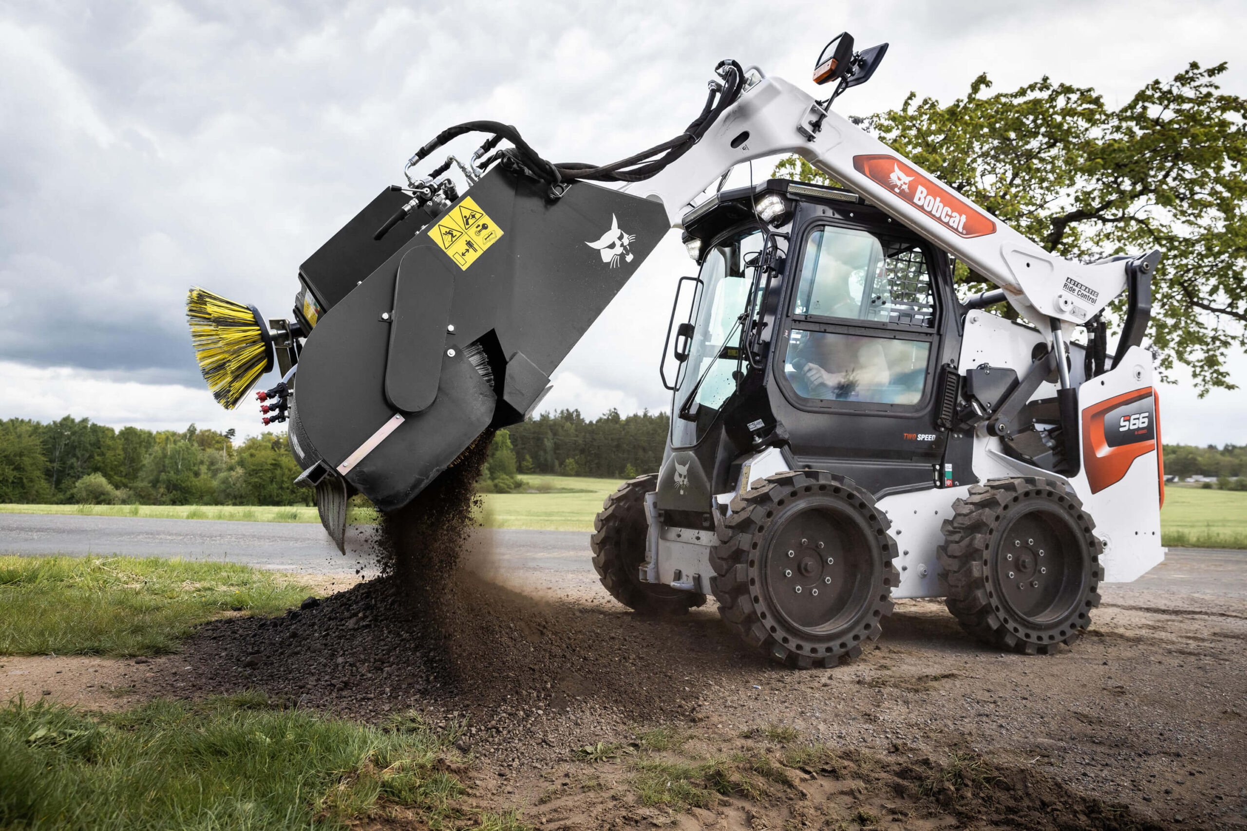 Bobcat S66 schranklader - Afbeelding 2