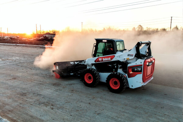 Bobcat S76 schranklader