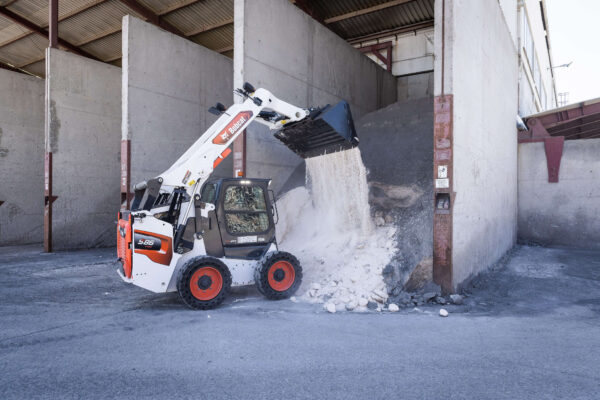 Bobcat S86 schranklader