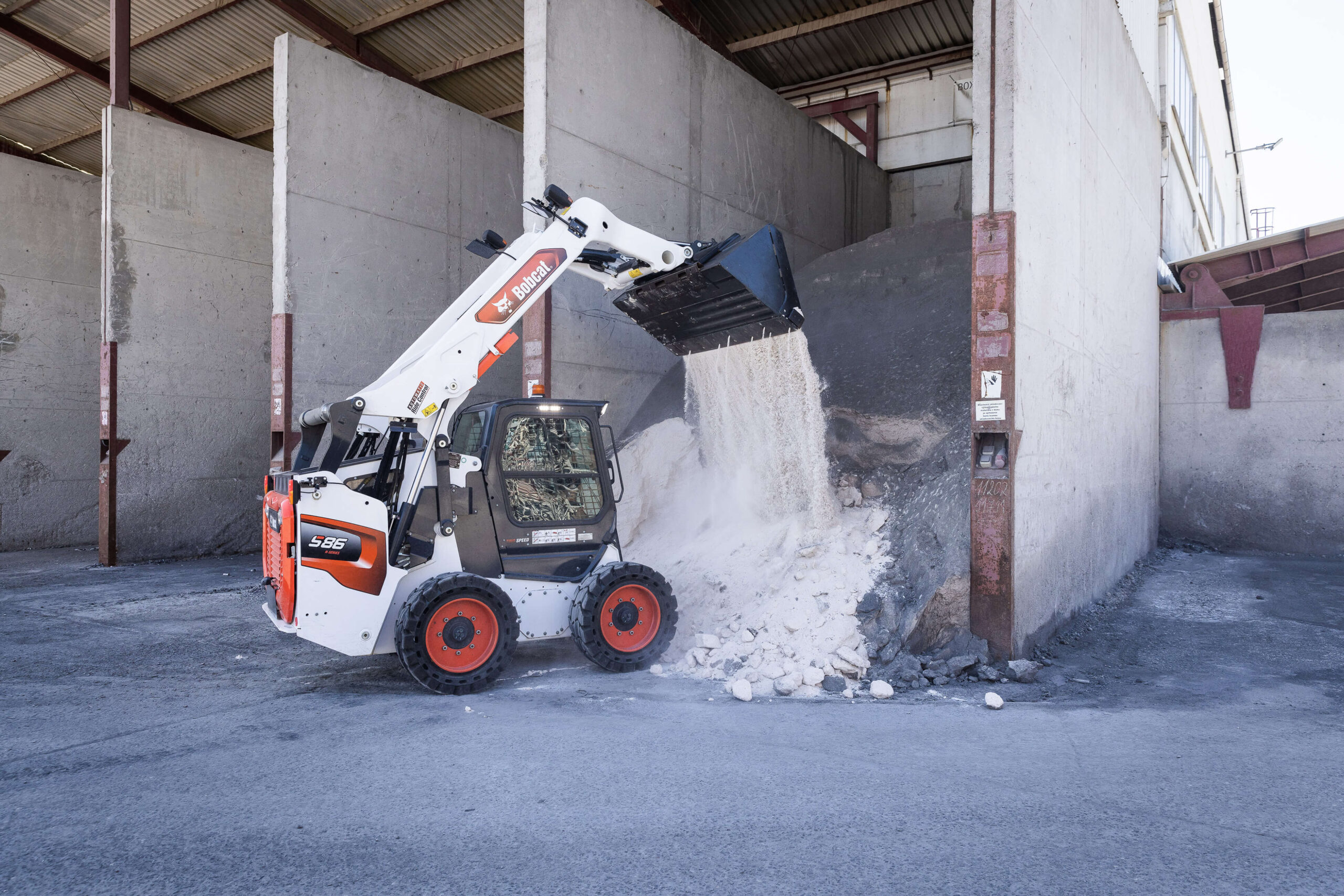 Bobcat S86 schranklader - Afbeelding 4