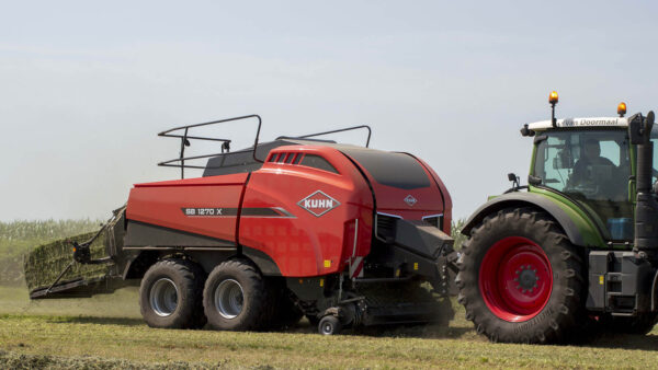KUHN SB 1270 X - grote pakkenpers met hoge dichtheid