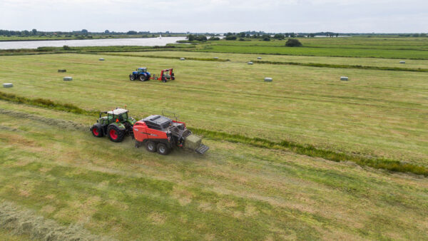 KUHN SB 1270 X - grote pakkenpers met hoge dichtheid