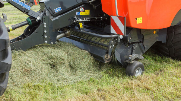 KUHN SB 890 - grote pakkenpers