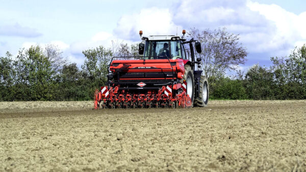 KUHN SITERA 3010 / 3020 / 3030 - geïntegreerde mechanische zaaicombinatie