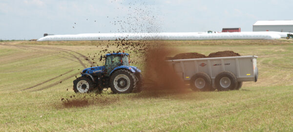 KUHN SLC 100 ProTwin Slinger - commerciële stalmeststrooier