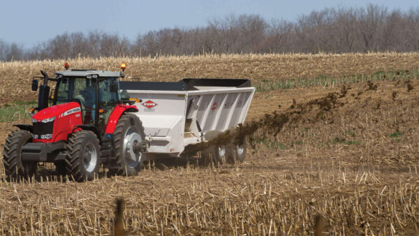 KUHN SLC 100 ProTwin Slinger - commerciële stalmeststrooier