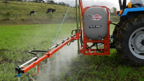 KUHN SLM - compacte aanbouw veldspuit