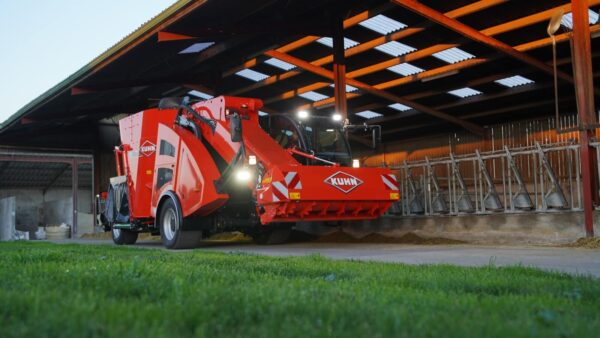 KUHN SPV - zelfrijdende voermengwagen met één vijzel